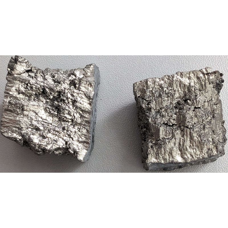 Gadolinium Metall 64 Gd Stücke 99,95% Reinheit | Seltene Metalle kaufen | Gadolinium Klämpchen für Labor & Industrie