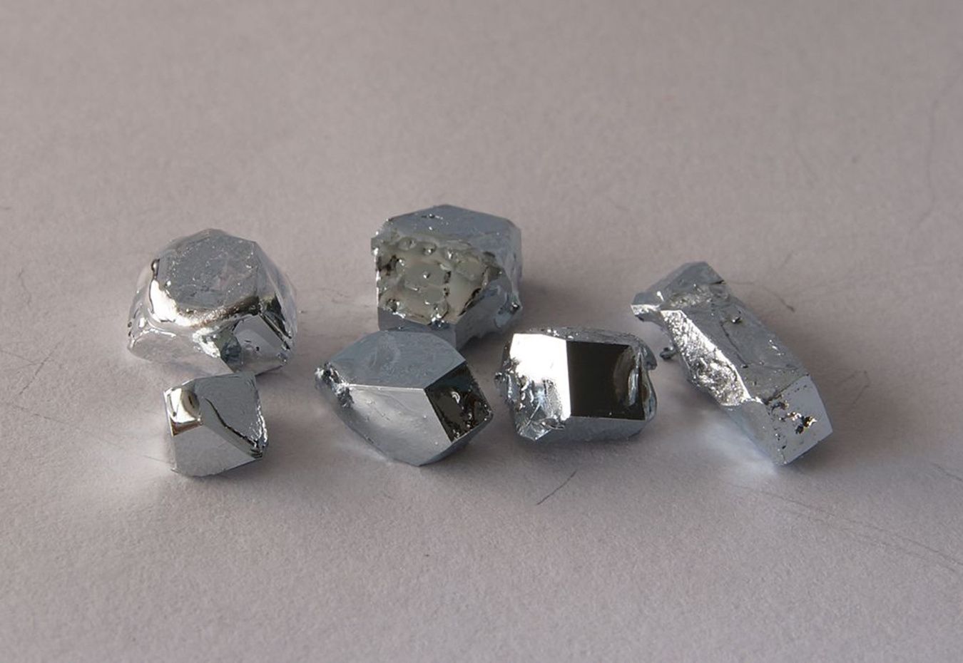 Gallium kaufen – Ga 99,7 % Flüssigmetall Barren & Nuggets ab 1 g