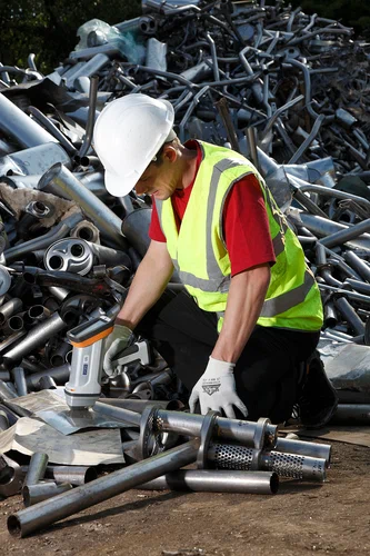 XRF Gun: ElvaX Alloy Analysis Pistol Scanner