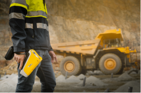 Portable XRF Spectrometer: Mining Applications