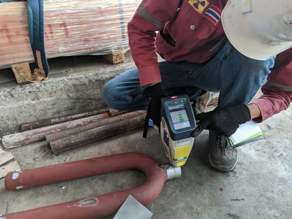 Portable XRF Analyzer: Metalworking Field Testing