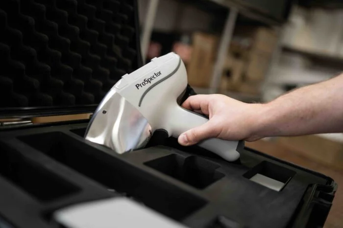 How to Choose Handheld XRF Metal Analyzer